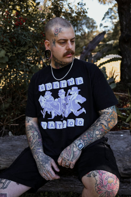 THREE THIEVES TEE